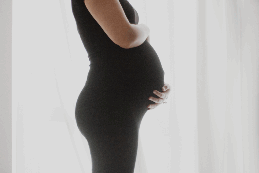 Schwangeren Yoga, Prenatal Yoga in und nach der Schwangerschaft mit Sandra Schuh